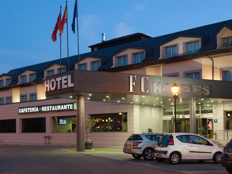 Hotel Fc Villalba Колядо-Вилялба Екстериор снимка