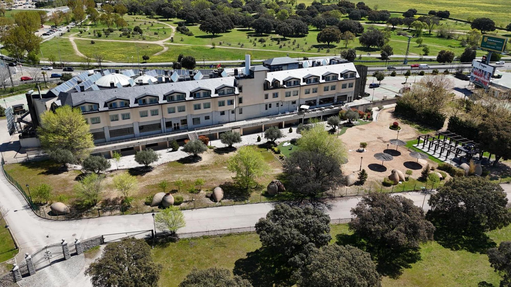 Hotel Fc Villalba Колядо-Вилялба Екстериор снимка
